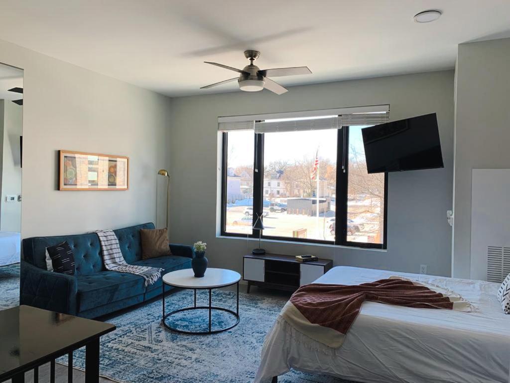 Sleepover Studio Apartments Des Moines Exterior photo