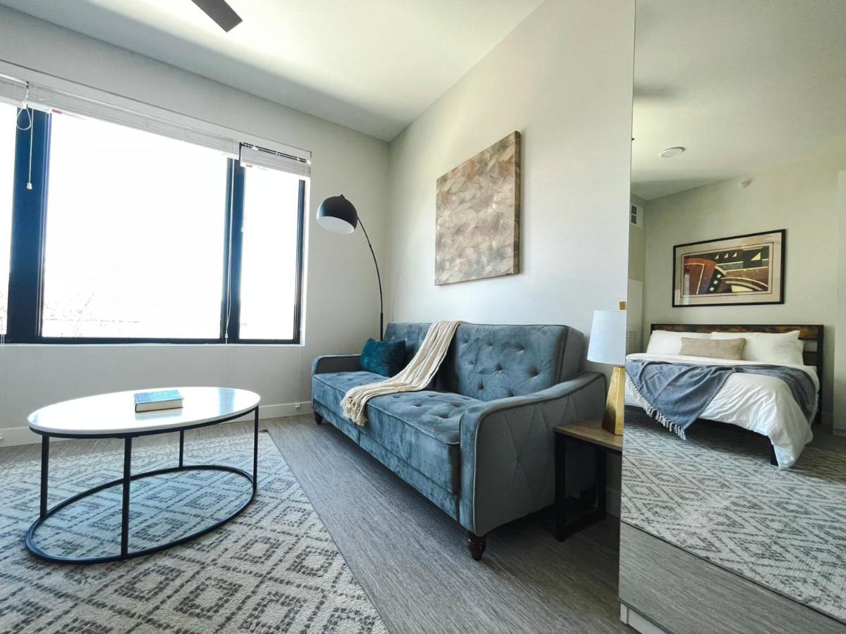 Sleepover Studio Apartments Des Moines Exterior photo