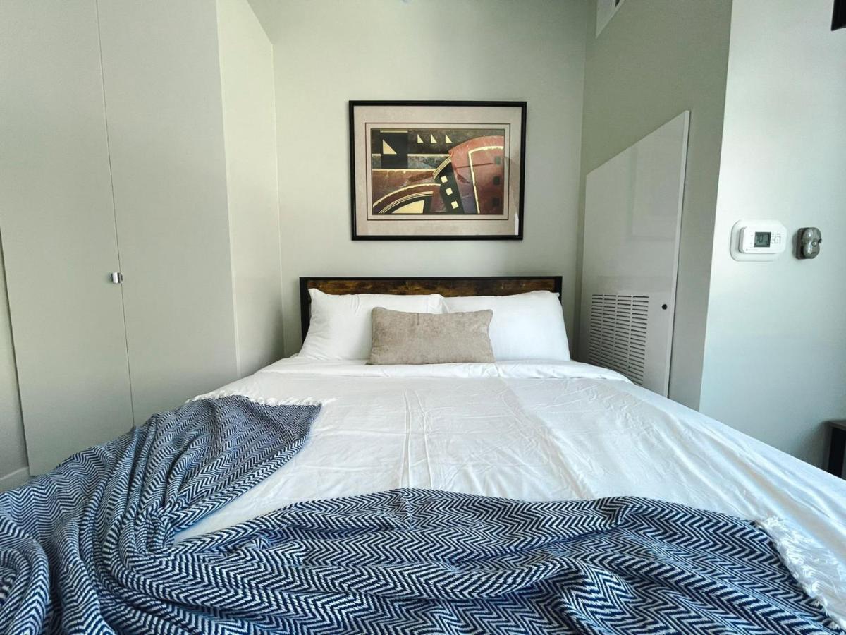 Sleepover Studio Apartments Des Moines Exterior photo