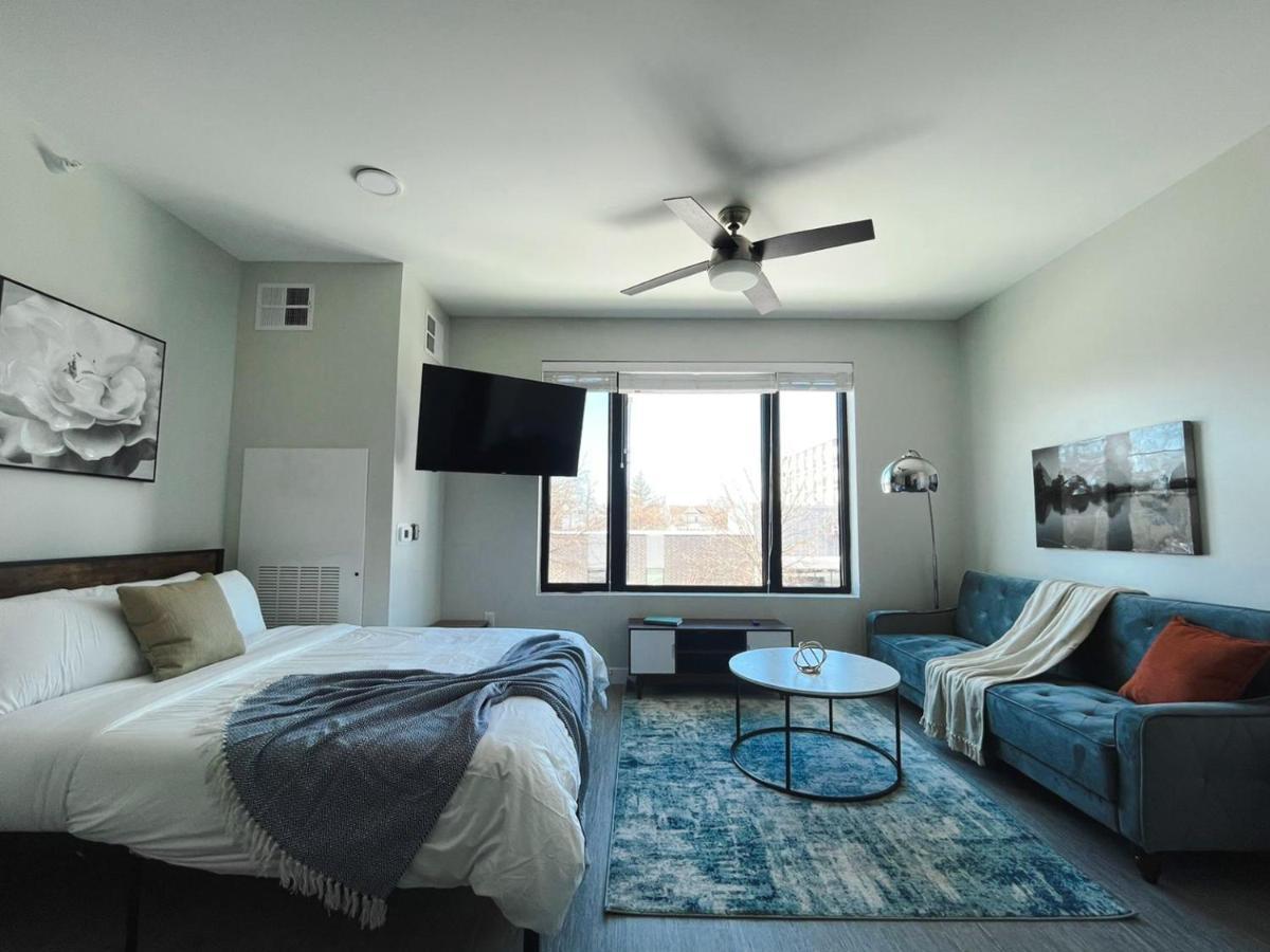 Sleepover Studio Apartments Des Moines Exterior photo