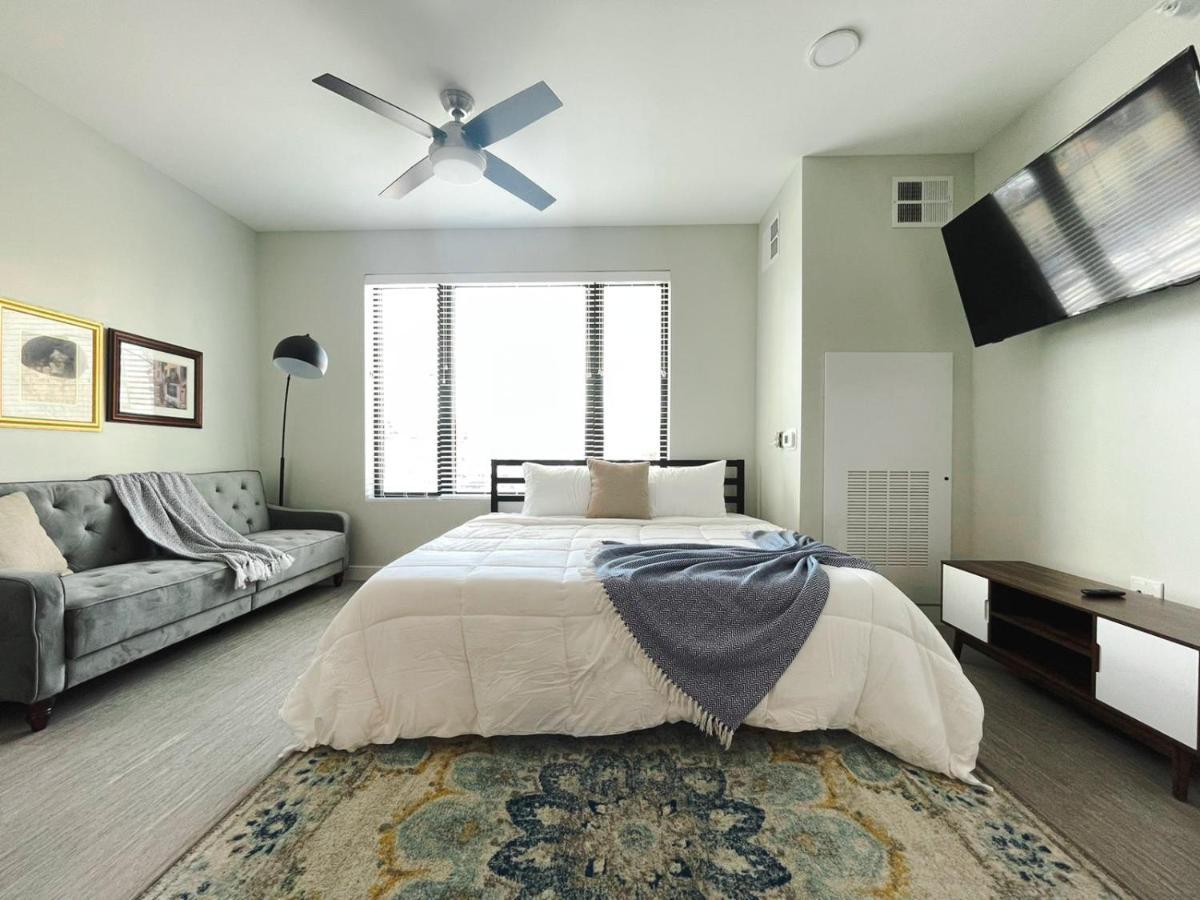 Sleepover Studio Apartments Des Moines Exterior photo