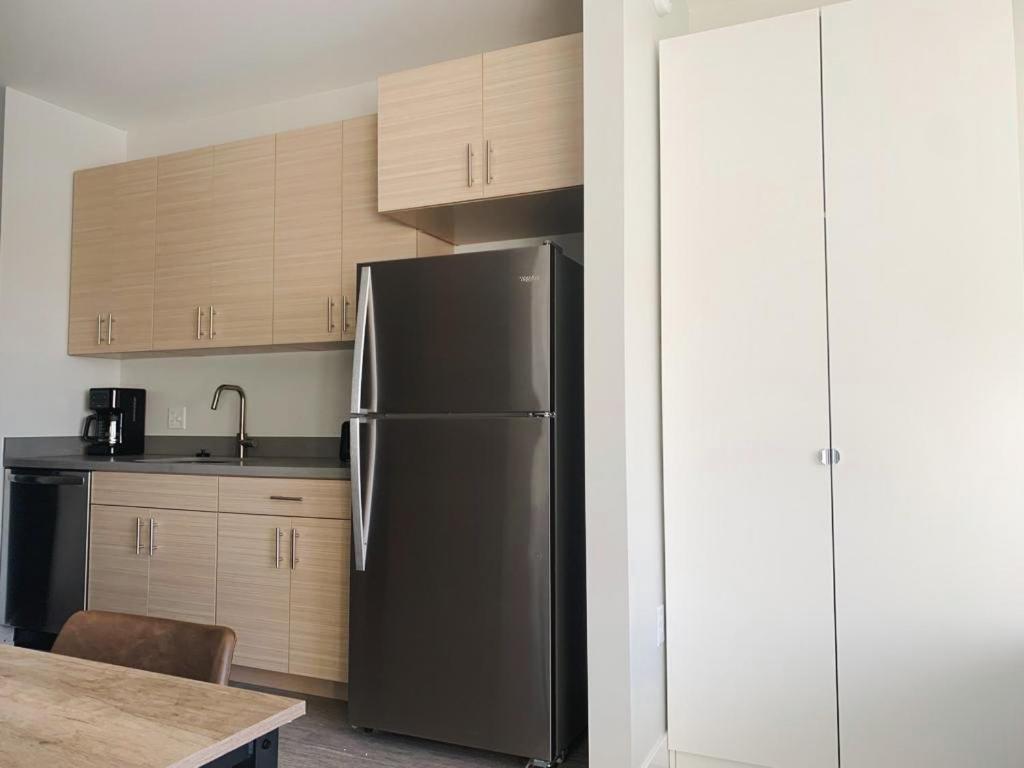 Sleepover Studio Apartments Des Moines Exterior photo