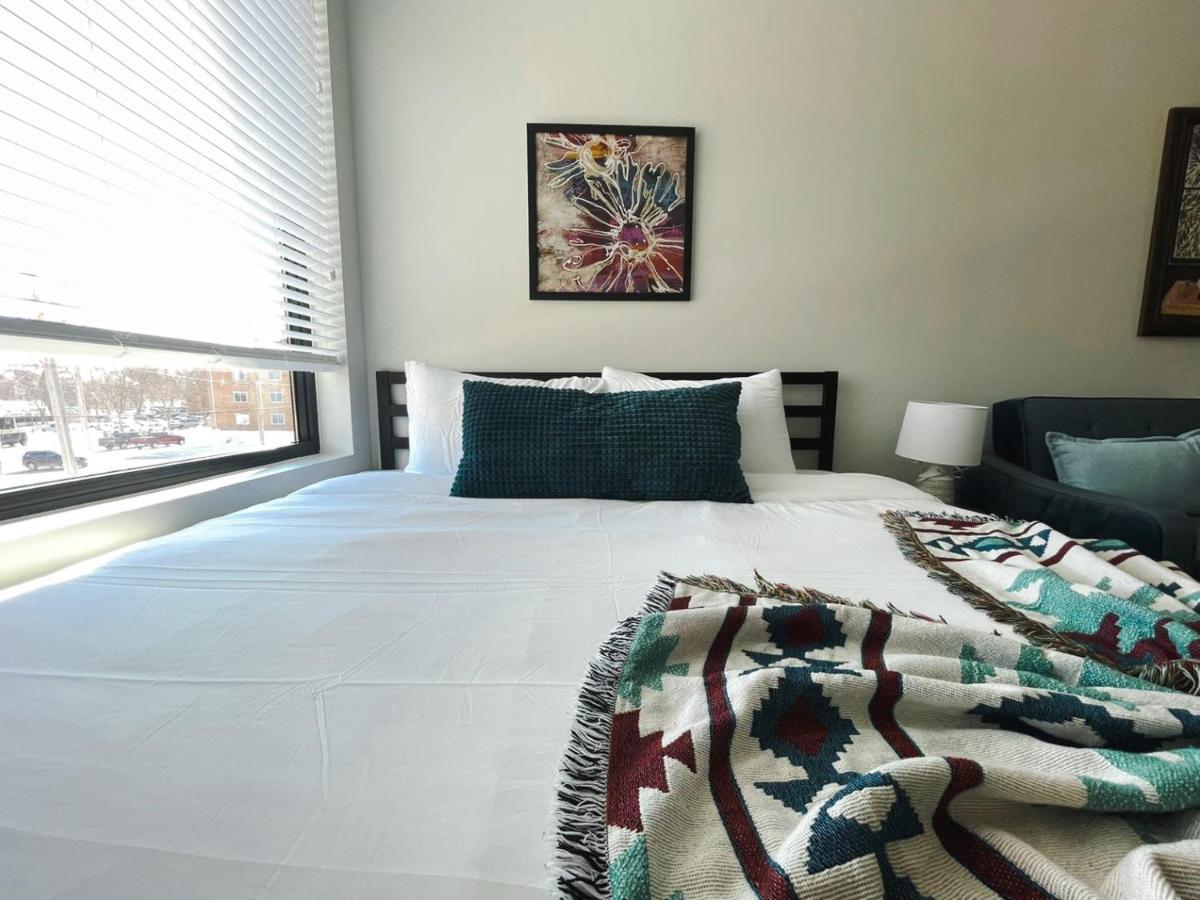 Sleepover Studio Apartments Des Moines Exterior photo